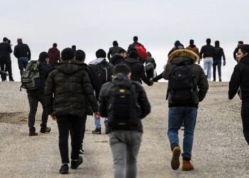 27 Düzensiz Göçmen Yunanistan’a Kaçarken Yakalandı