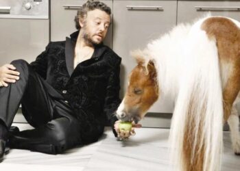 Acı Haber Geldi! Ünlü Sanatçı Haluk Akakçe Hayatını Kaybetti