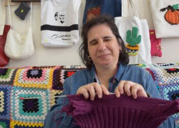 Açık Gönül Gözüyle Birbirinden Güzel Örgüler Örüyor