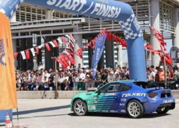 Adrenalin tutkunları ‘Gebze Driftfest’te buluştu
