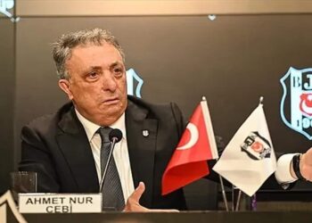 Ahmet Nur Çebi, Mehmet Büyükekşi’ye Riva’da Sandık Kurma Çağrısı Yaptı 