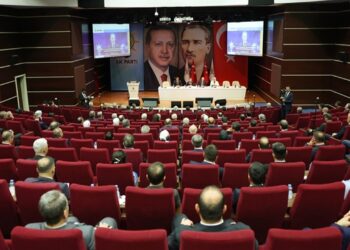 AK Parti MYK’de 14 İsim Yerini Korudu