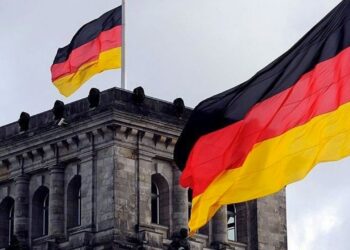 Almanya’dan Turist Vizesi Alan İş Bulup Ülkede Kalabilecek