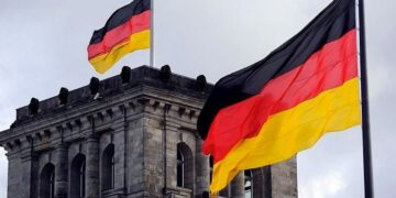 Almanya’dan Turist Vizesi Alan İş Bulup Ülkede Kalabilecek