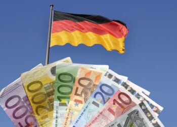 Almanya’dan Türkiye’deki Annelere Sevindiren Haber! 500 Euro Maaş ! İşte Başvuru Şartları