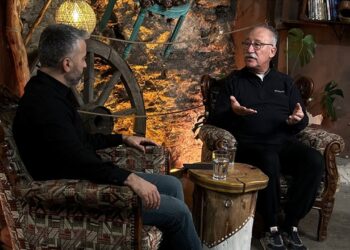 Altan Erkekli: Savaş Çığlıklarını Susturacak Olan Sanattır