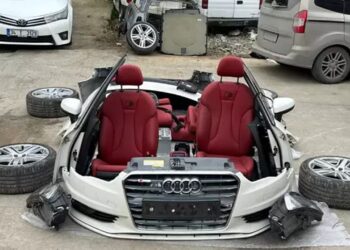 Araba Çalıp Parçalayan 2 Kişi Tutuklandı