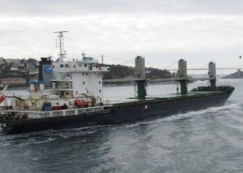 Arızalanan Kuru Yük Gemisi Kurtarıldı