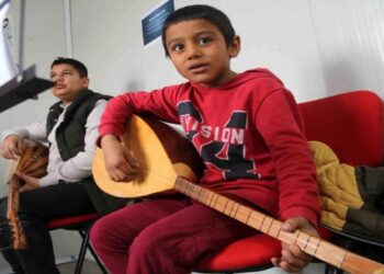 Art İst Studio Deprem Bölgesinde Müzik Atölyeleri Düzenleyecek