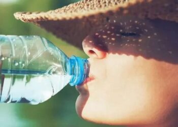 Aşırı Sıcaklarda Kullanılan Pet Şişelere Dikkat!