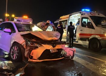 Avcılar’da Trafik Kazası: 4 Yaralı