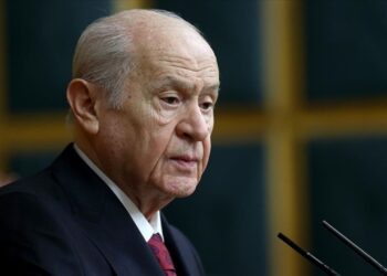 Bahçeli, Alparslan Türkeş’in Mezarına Bayram Ziyareti