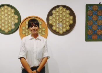 Başak Alkan’ın Ebru Sanatı Sergisi “Başka” Sanat Tutkunlarıyla Buluştu