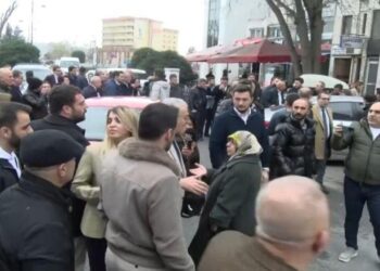 Büyükçekmece Belediyesi Önünde Saldırıya Uğrayan Başörtülü Kadın Şikayetçi Oldu