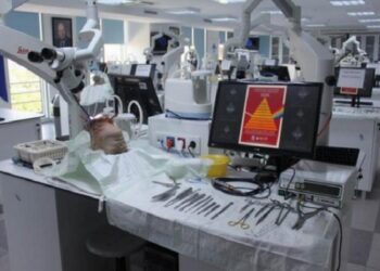 BAU Tıp’tan öğrencilerine 500 bin liralık bilimsel takviye