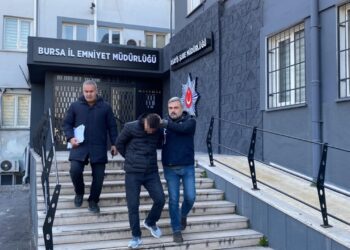 Çalışanını Bıçaklayıp Öldürdü