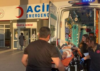 Bıçaklı Kavgada 1 Kişi Yaralandı