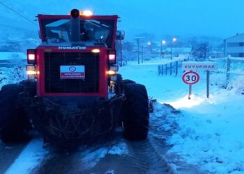Yoğun Kar Yağışı Bilecik Köylerinde Yolların Kapanmasına Neden Oldu