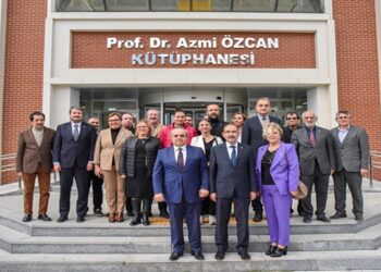 Bilecik Şeyh Edebali Üniversitesi Kurucu Rektörü Azmi Özcan’ın Adı Kütüphaneye Verildi