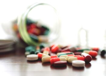 Bilinçsizce Kullanılan Ağrı Kesicilere Dikkat