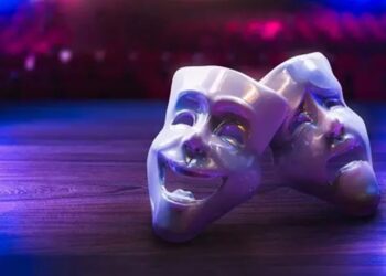 “Bu Benim Meselem Değil” İlk Kez Sahneye Çıktı