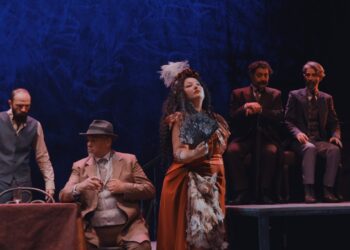 Bursa Devlet Tiyatrosu “Mai ve Siyah” İle Sezonu Başlattı