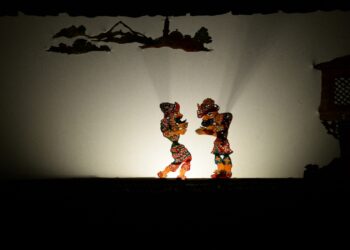 Bursa Uludağ Üniversitesinde Karagöz Oynatıcılarına Eğitim Veriliyor