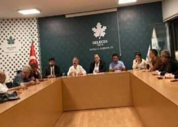 Bursa’da ‘Gelecek’ten jet toplantı!