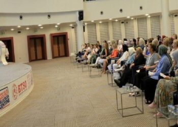 Bursalı bayan teşebbüsçüler dijital çağa hazırlanıyor