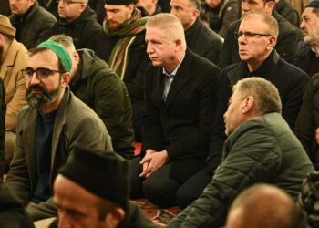 Camilerde Şehitler İçin Dua Okundu