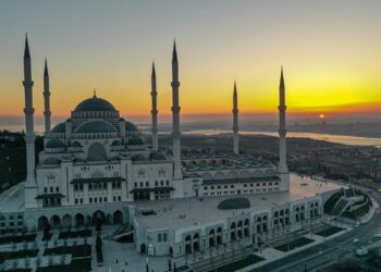 Camilerden Gazze İçin Dualar Yükselecek!