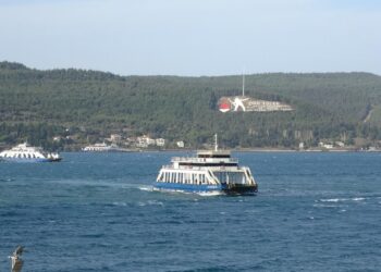 Çanakkale’de Fırtına Nedeniyle Yarın Bazı Feribot Seferleri Yapılamayacak