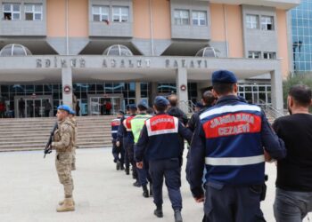 Çeşitli Suçlardan Aranan 105 Şüpheli Adliyeye Götürüldü