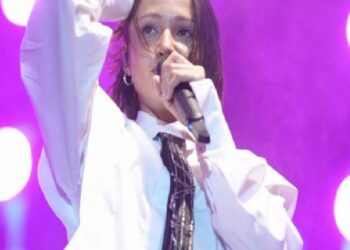 Çeşme Zeynep Bastık’ı çok sevdi