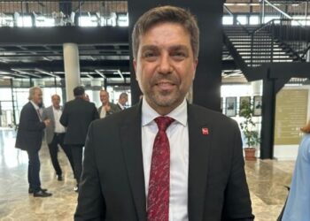 CHP Kocaeli İl Kongresi’nde Bülent Sarı Güven Tazeledi