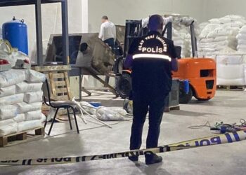 Deterjan Karıştırıcı Mikserin Altında Kalan İşçi Öldü