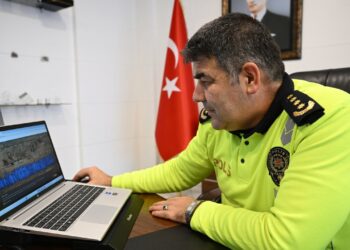 Edirne Emniyet Müdürü Onur Karaburun, Aa’nın “Yılın Kareleri” Oylamasına Katıldı