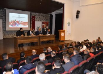 Edirne Valisi Sezer, Amatör Spor Kulübü Temsilcileriyle Bir Araya Geldi