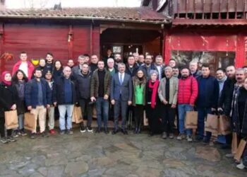 Edirne Valisi Sezer Kentteki Gazetecilerle Bir Araya Geldi