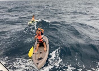 Edirne’de denizde sürüklenen 3 kişiyi kıyı güvenlik takımları kurtardı