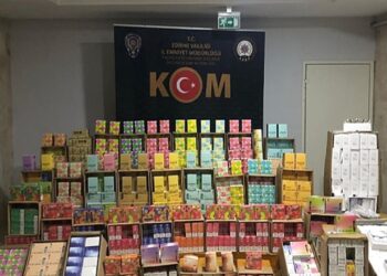 Edirne’de Gümrük Kaçağı İçki Ve Elektronik Sigara Bulundu