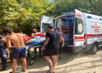 Edremit’te Kanyona Düşen Kişi İtfaiye Tarafından Kurtarıldı