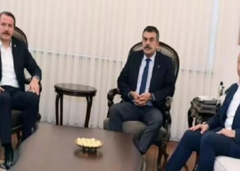 Eğitim çalışanları problemlerini Bakan Tekin’e iletti