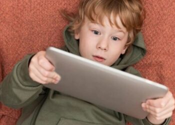 Ekran Süresi Nedeniyle Şaşılık Arttı