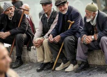 Emeklinin yüzde 25 artırımı gündemden düşmüyor!