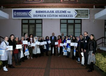 Engelli Bireylere Deprem Eğitimleri Veriliyor