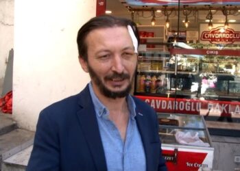 Esenler’de İş Yeri Önünde Bıçaklı Saldırı: Esnaf Başından Yaralandı