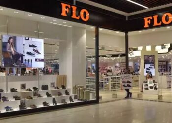 Flo’nun Yeni Sneaker Koleksiyonu: Rahatlık ve Şıklık Bir Arada!