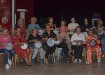 Gelibolu Kadınlarından Ritim Dolu Destek