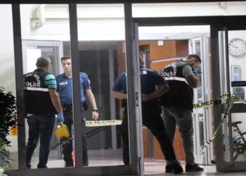 Gölcük’te Esnaf Arasındaki Kavga Kanlı Bitti